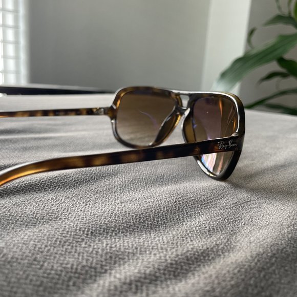 Gorgeous Brown Ray Ban Aviator Sunglasses, BRAND SPANKING NEW!! - Picture 3 of 13